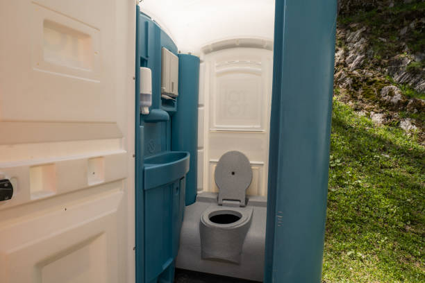 Best Temporary restroom rental  in Arcadia, WI